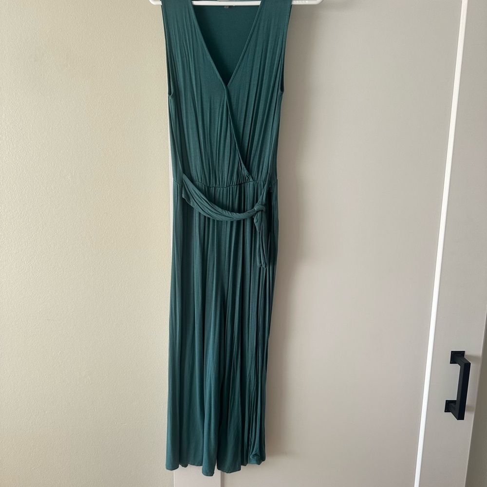 Elegant Green Jumpsuit
